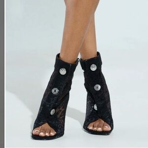 Elegant Black Lace Ankle Booties